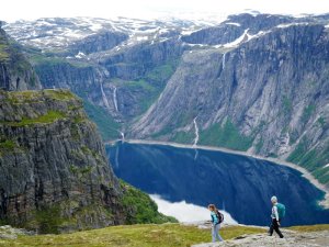 Blick auf den Hardangerfjord, Trolltunga Norwegen