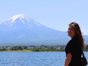 Frau in Kawaguchiko