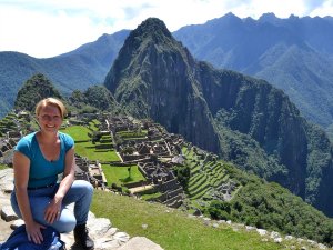 Reisende vor Machu Picchu in Peru