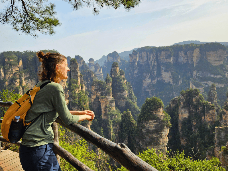 Ausblick auf die Avatar Berge von Zhangjiajie in China