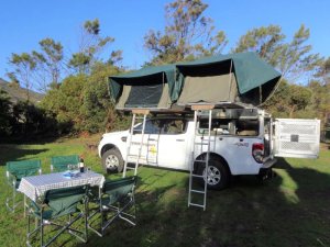 Ein Mietwagen mit Dachzelt in Namibia