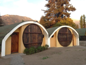 Außenansicht der Weinzimmer in Pirque