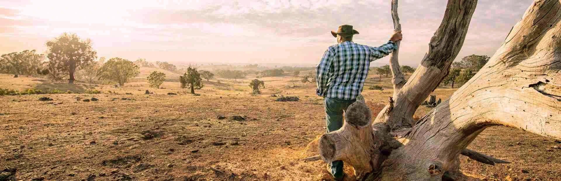 Australien Mann mit Hut im Outback