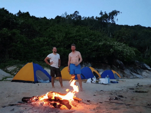Zeltcamp am Strand auf den Cham Inseln in Vietnam