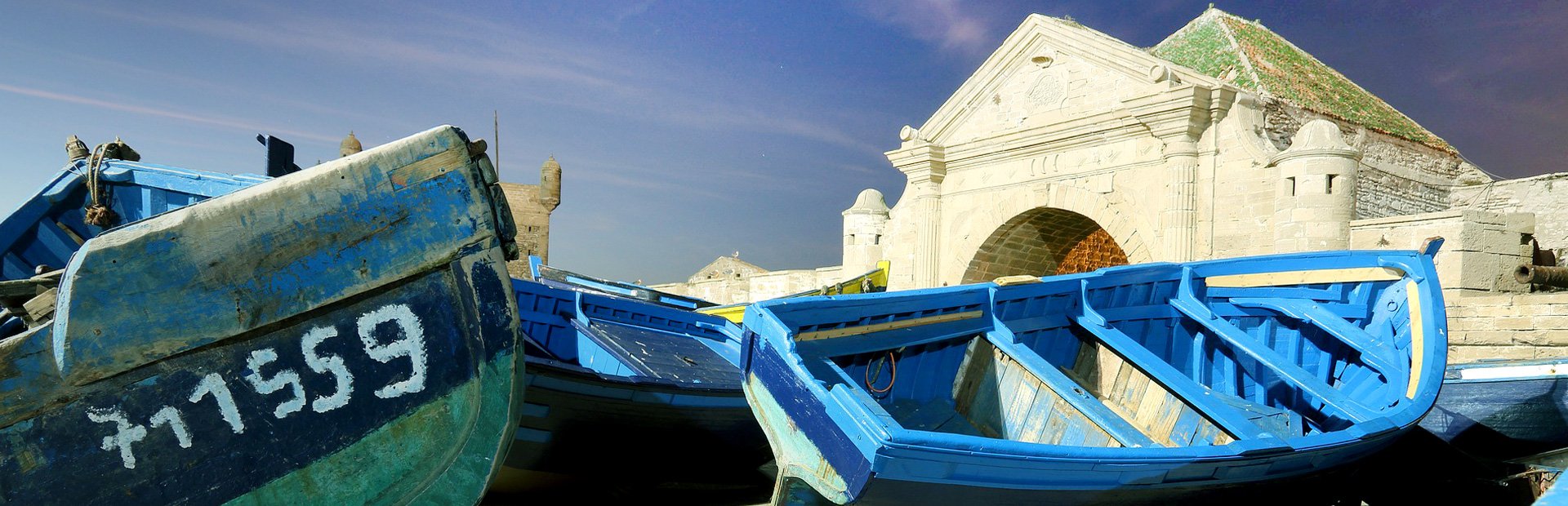 Boote in der Küstenstadt Taghazout