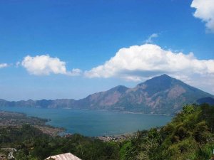 Der Vulkan Batur auf der Insel Bali