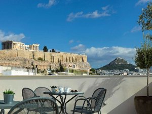 Dachterrasse Ihres Hotels mit Blick auf die Akropolis