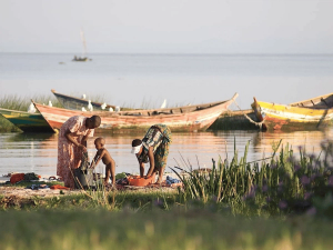 Lokale Fischer am Lake Victoria in Tansania