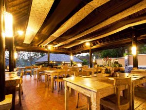 Abendessen im Hotel bei Ubud