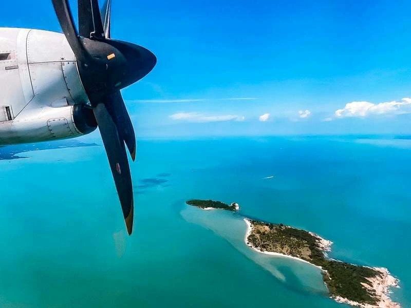 Flug über die Inseln Thailands