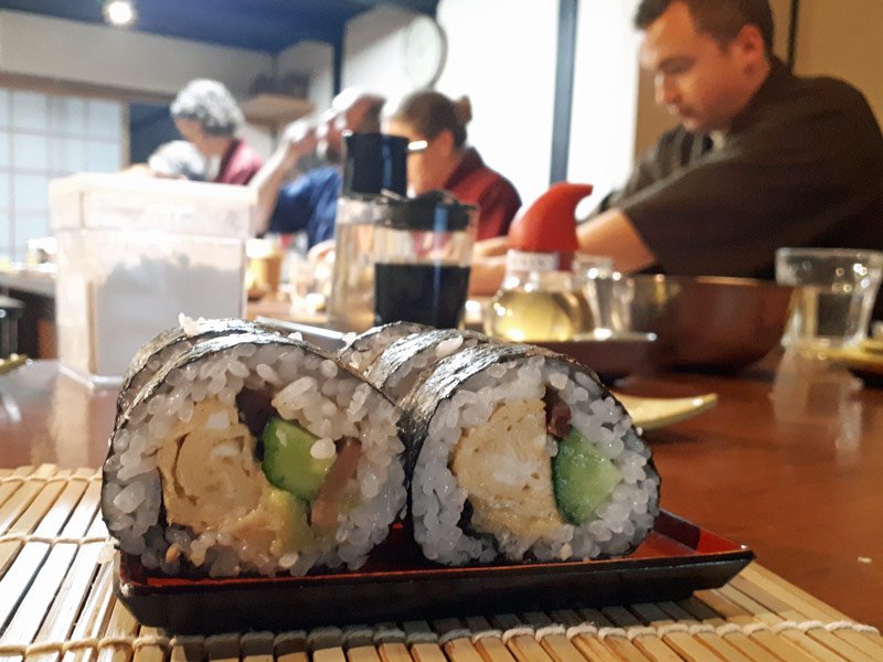 Sushi Rollen beim Kochkurs in Kyoto in Japan