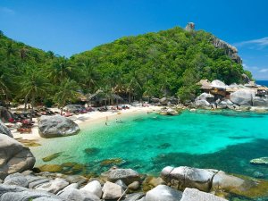 Abgelegene Bucht auf Koh Tao in Thailand