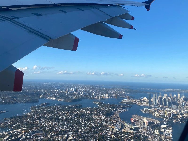 Flugzeug über Sydney in Australien