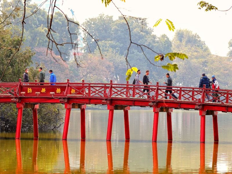 Rote Brücke Hanoi Vietnam