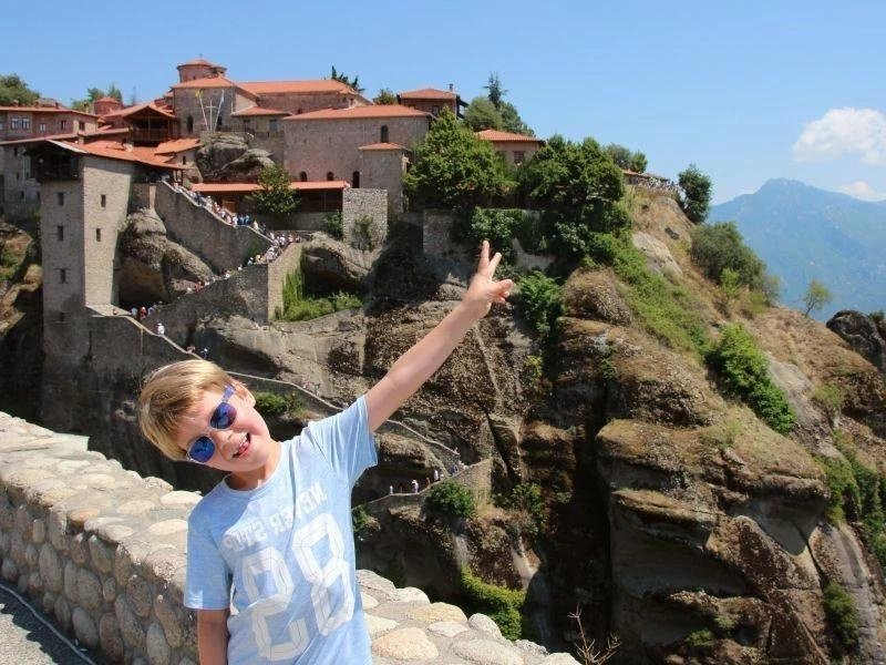 Meteora mit Kind