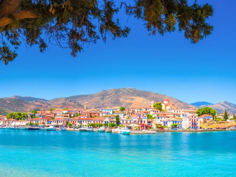 Ausblick Galaxidi türkises Wasser