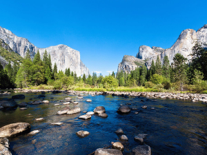 Blog Herbstreiseziele USA Ausblick in den Yosemite Park