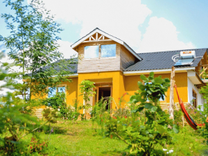 Bwindi Komfortunterkunft Aussenansicht