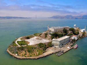 Gefängnisinsel Alcatraz in der Bucht von San Francisco