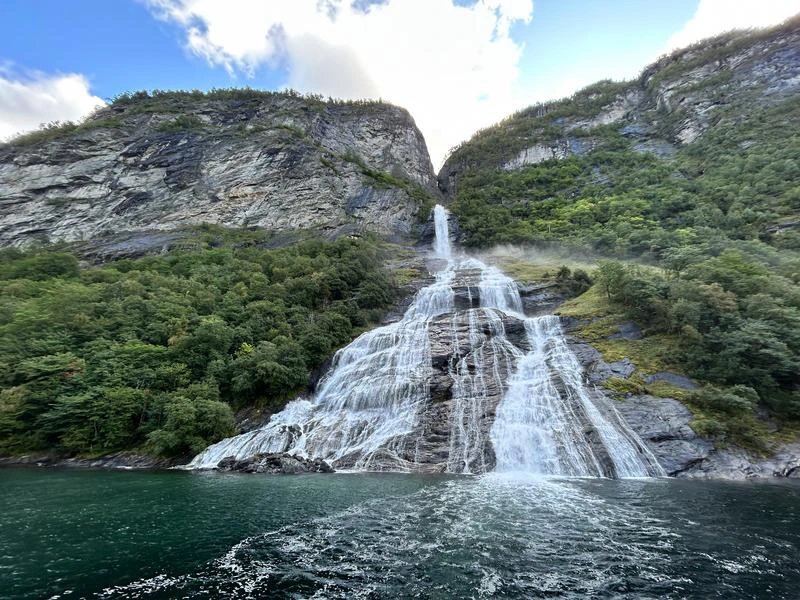 Wasserfall am Geirangerfjord, Norwegen