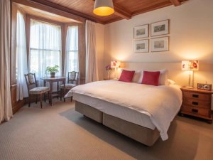 Schlafzimmer im Bed & Breakfast in Akaroa in Neuseeland